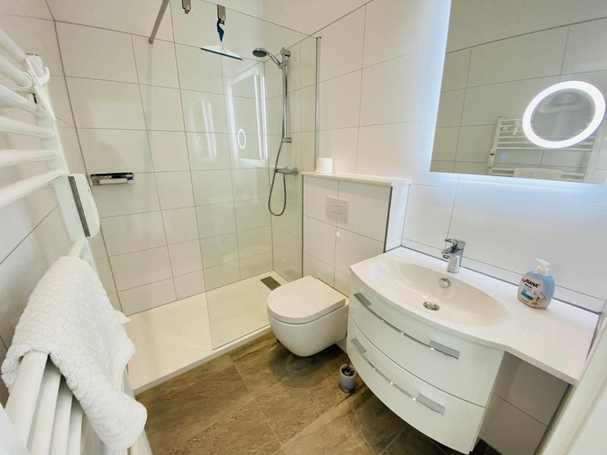 Berringer, Scholle, Direkt An Der Promenade Apartment Rostock Exterior photo