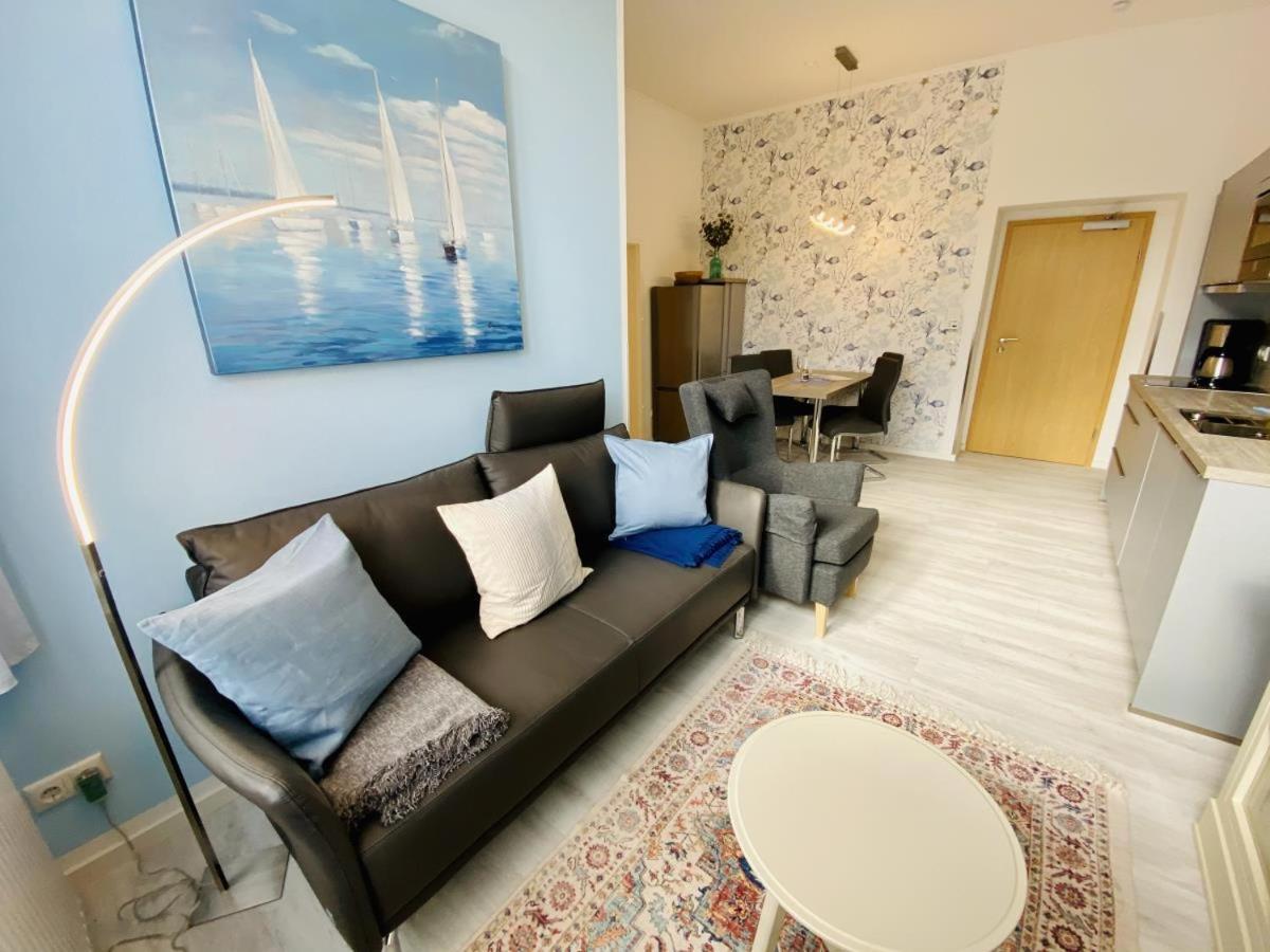 Berringer, Scholle, Direkt An Der Promenade Apartment Rostock Exterior photo